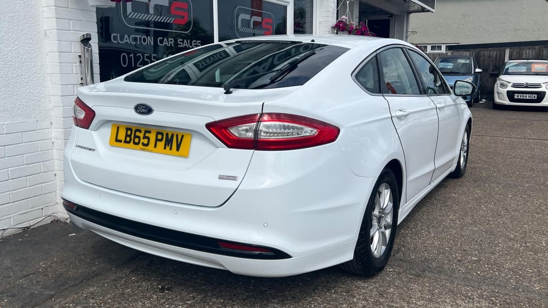 Car Image 7