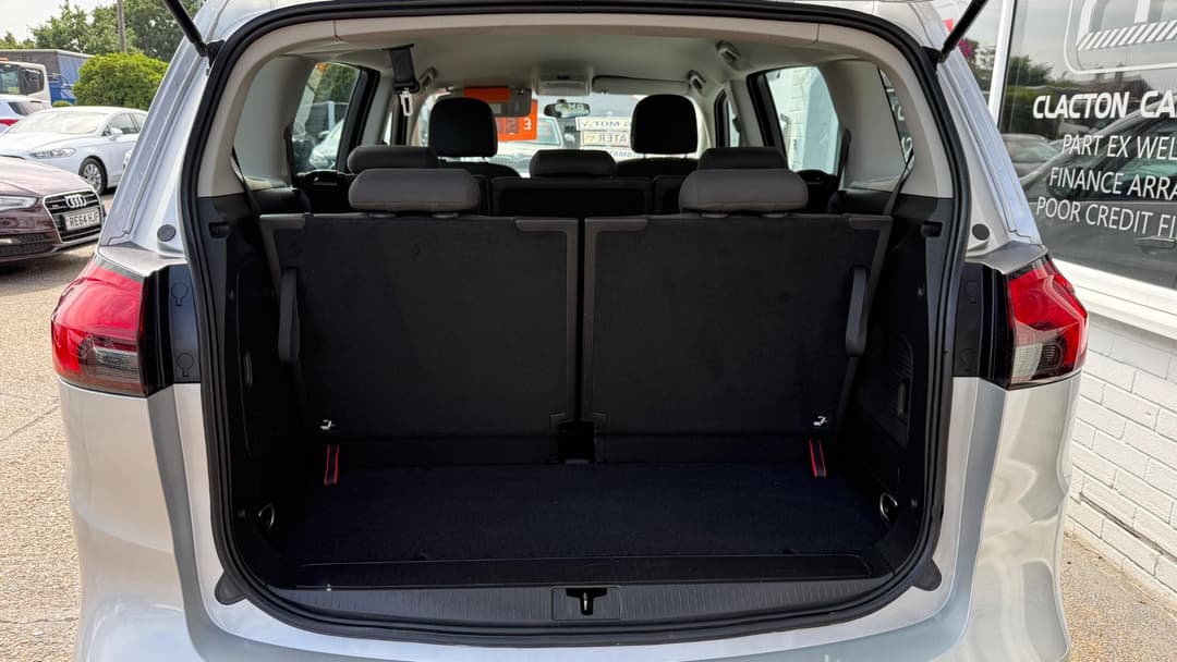Car Image 15