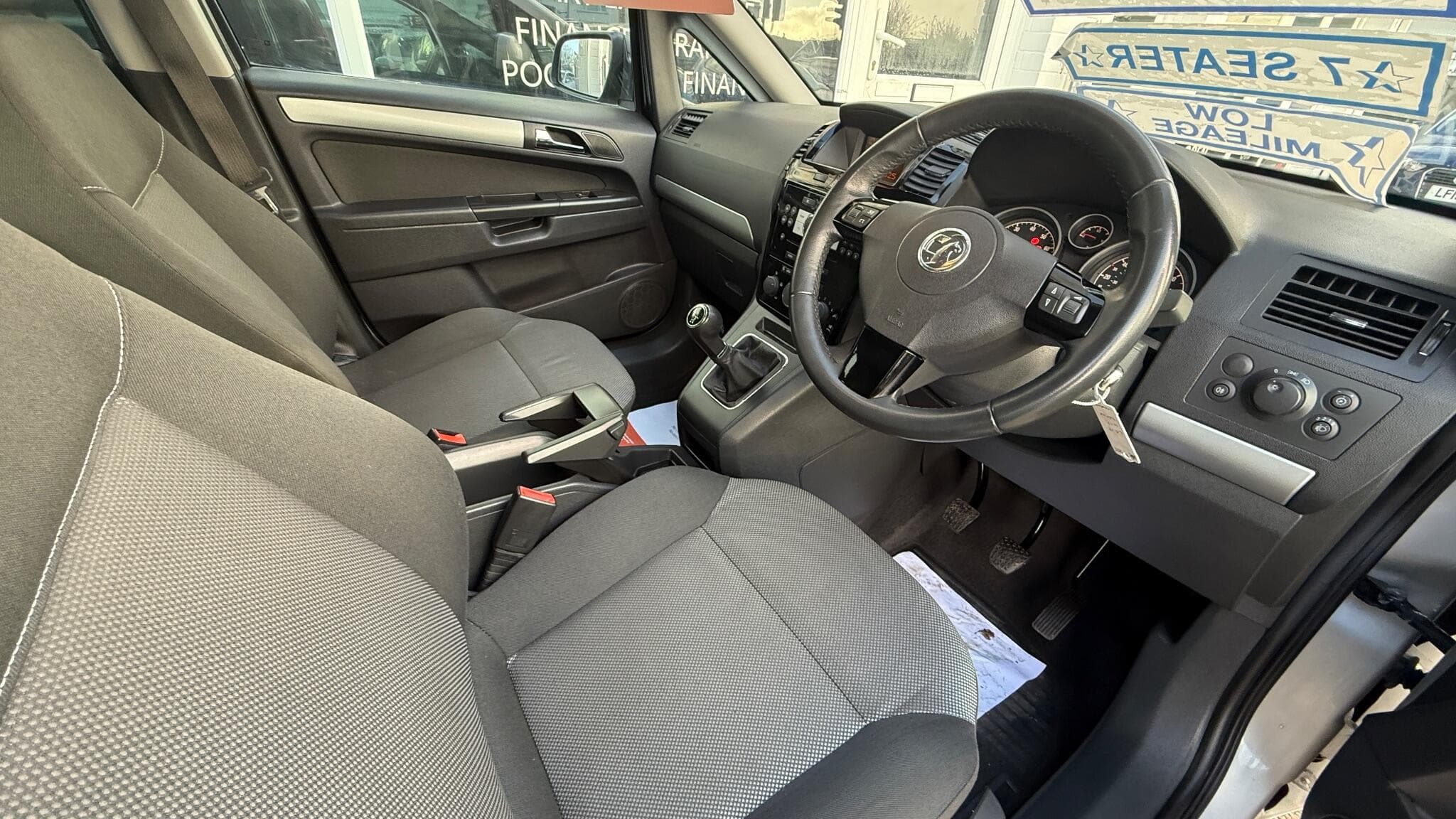 2012 Vauxhall Zafira - Image 9