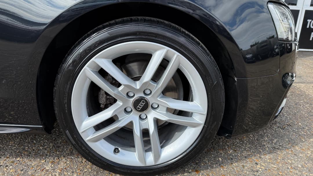 Car Image 22