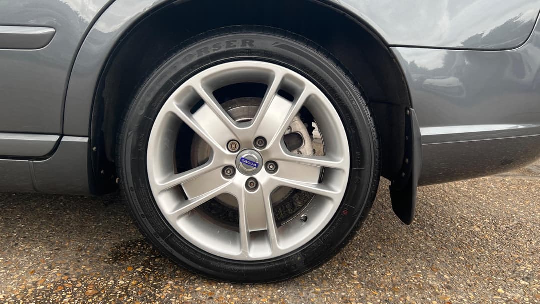 Car Image 19
