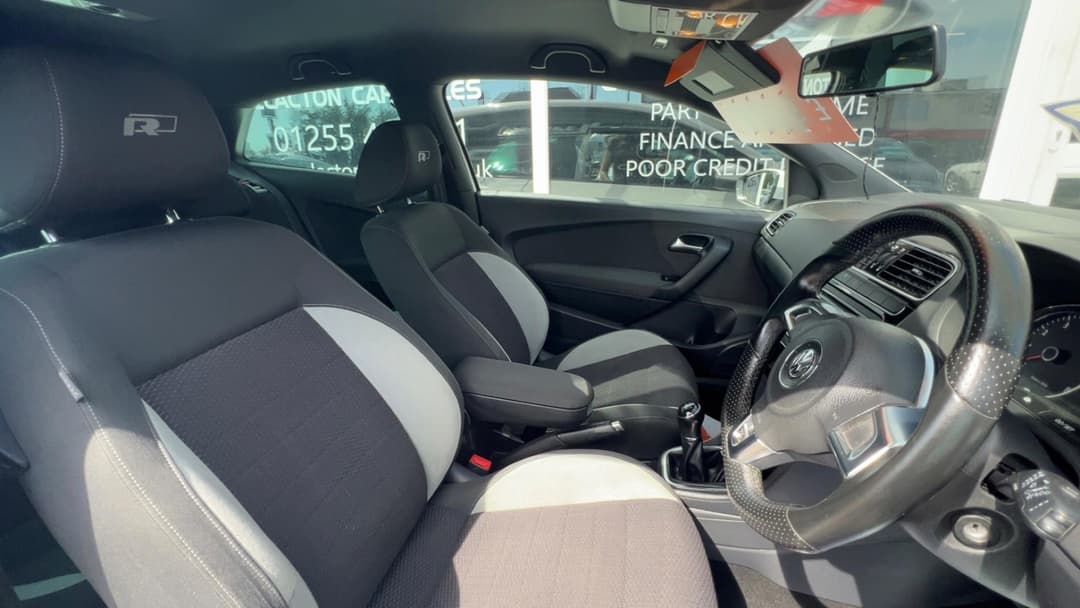Car Image 10