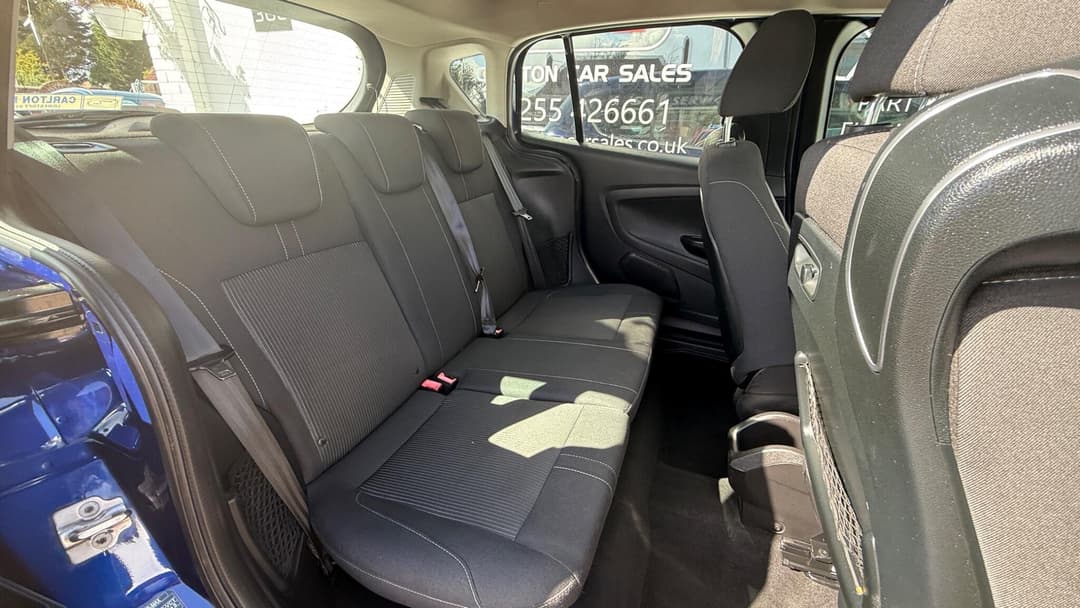 Car Image 12