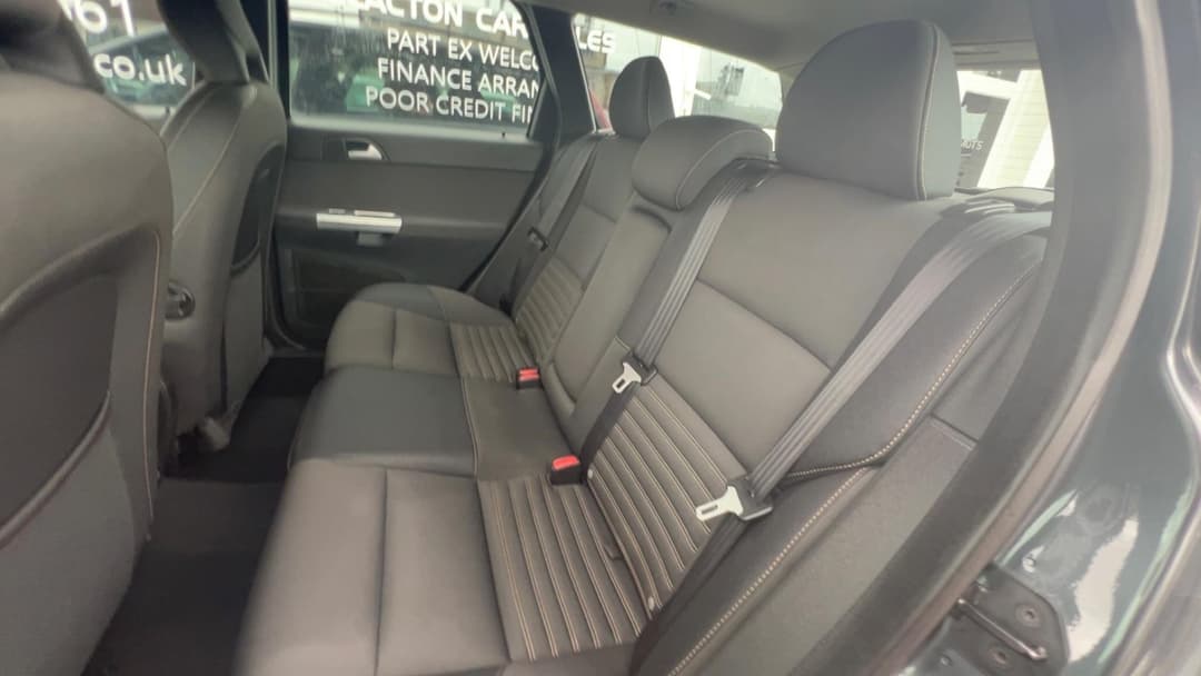 Car Image 17