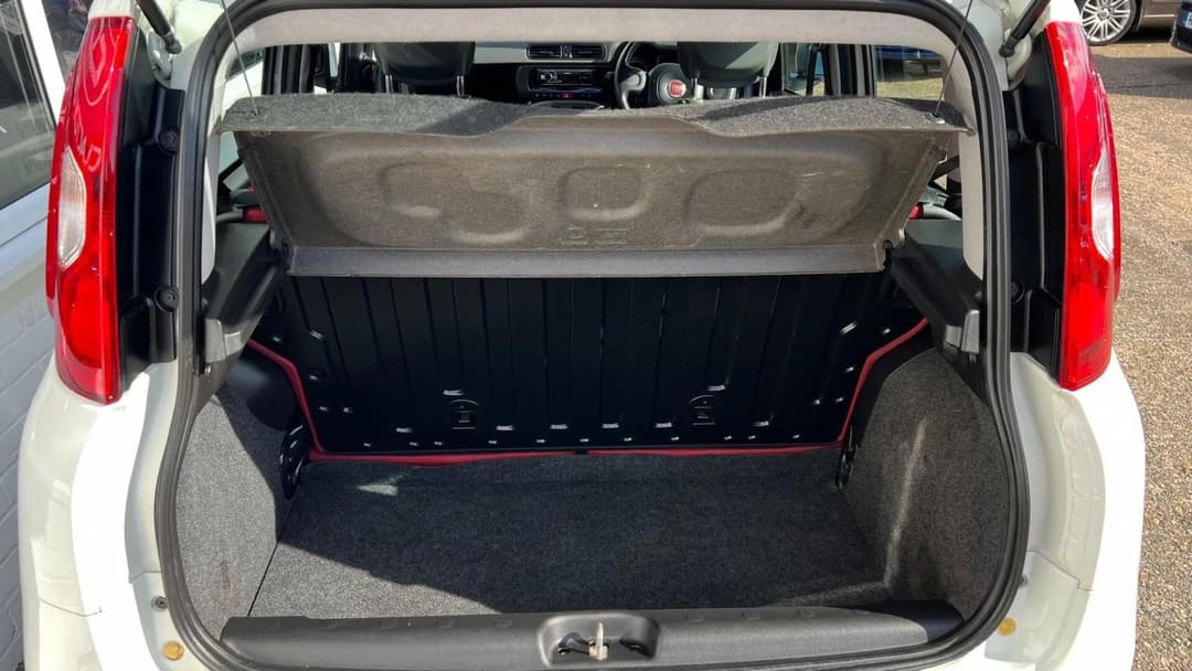 Car Image 14