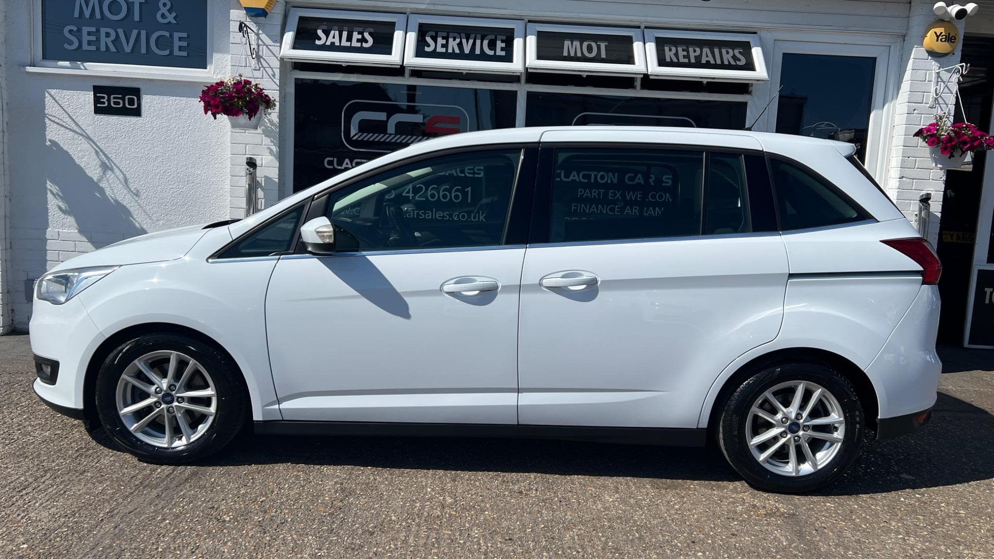 2016 Ford Grand C-Max - Image 4