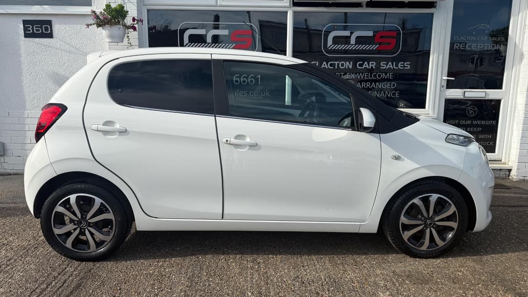 Car Image 8