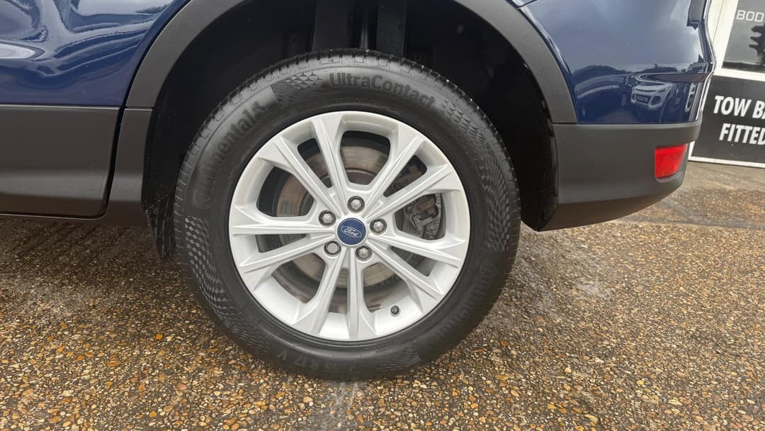 Car Image 19