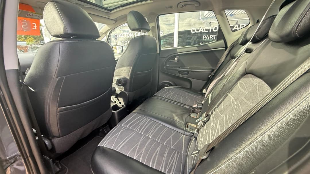 Car Image 18