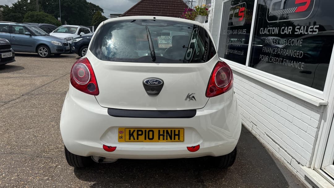 Car Image 8