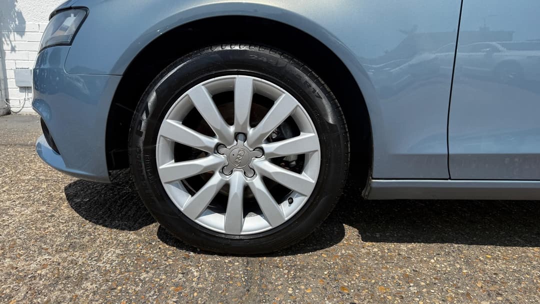 Car Image 20