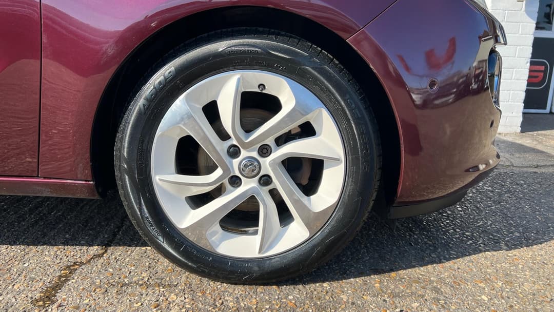 Car Image 20