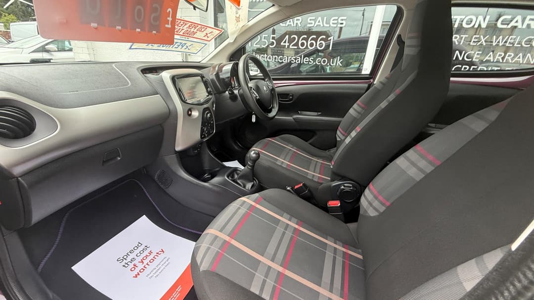 Car Image 15
