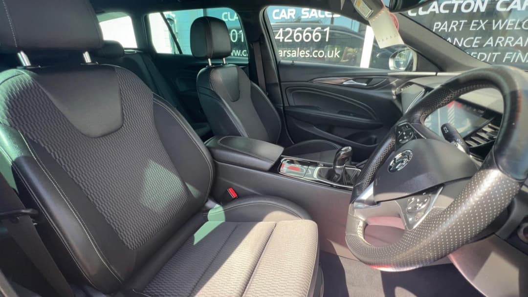 Car Image 10