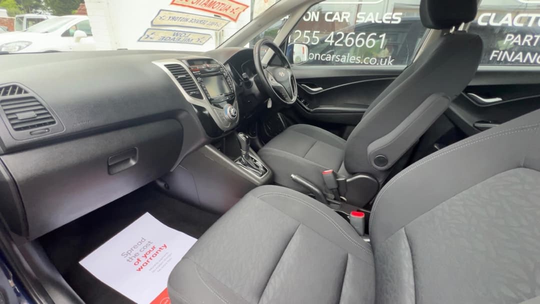 Car Image 16
