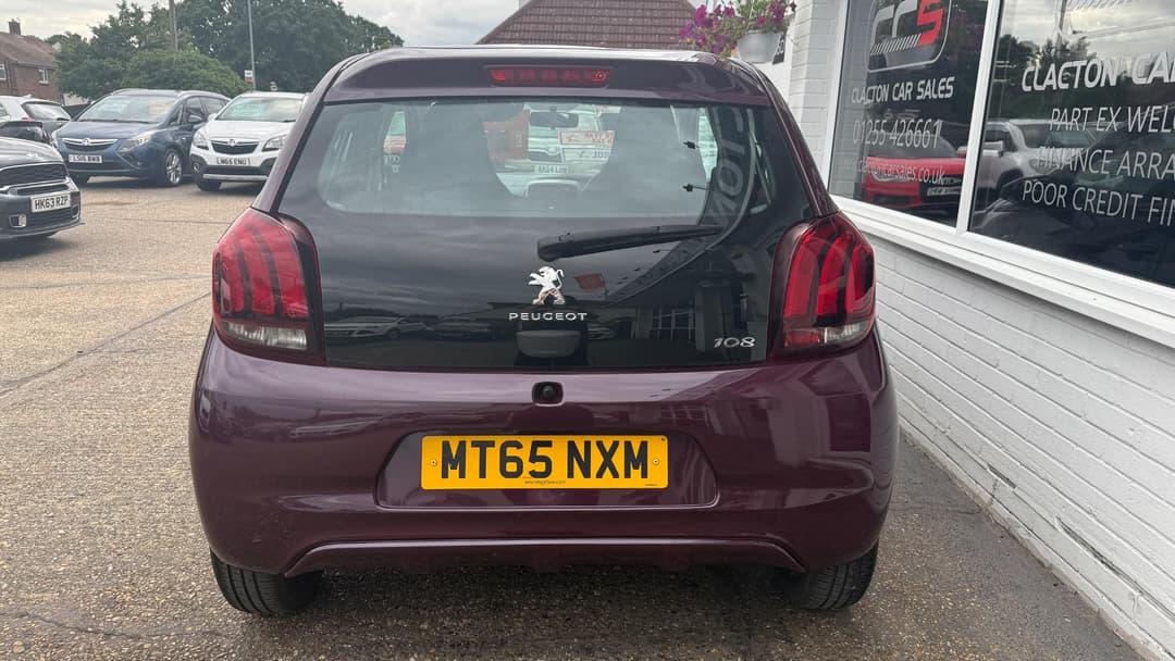 Car Image 6