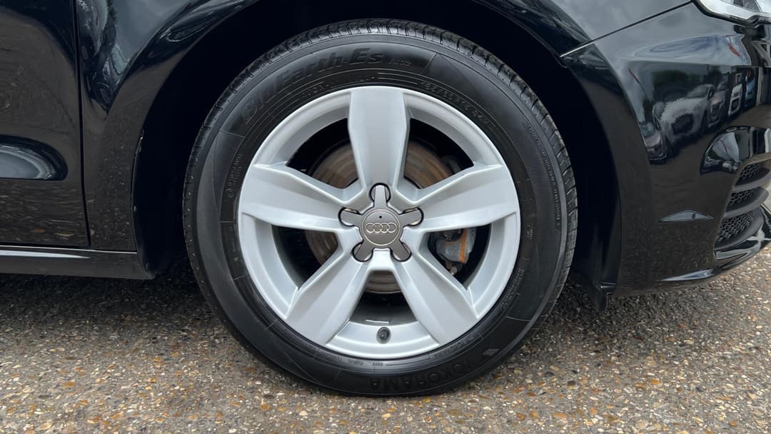 Car Image 19