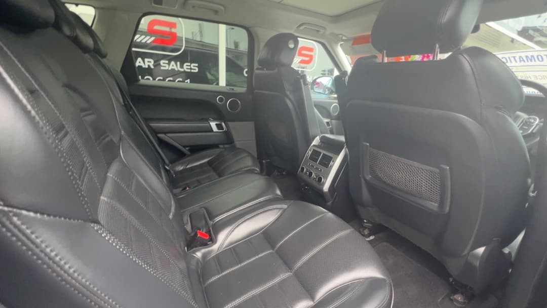 Car Image 11