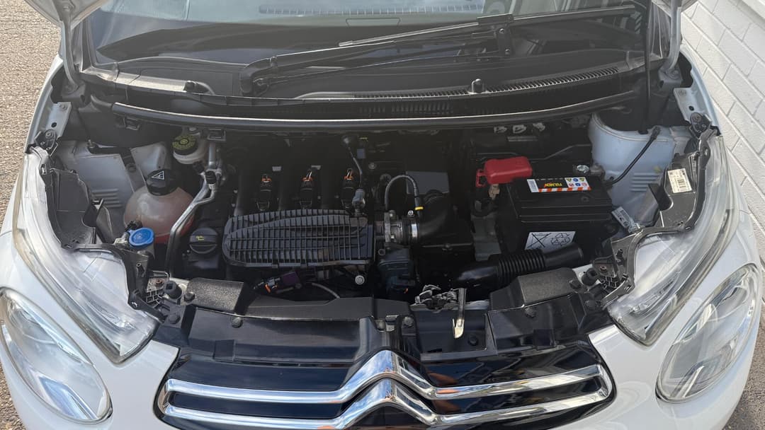 Car Image 13