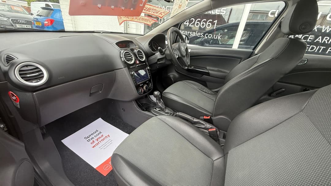 Car Image 16