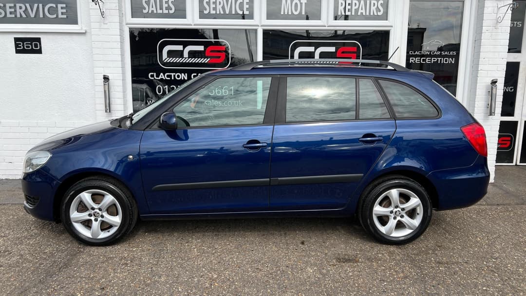 Car Image 4