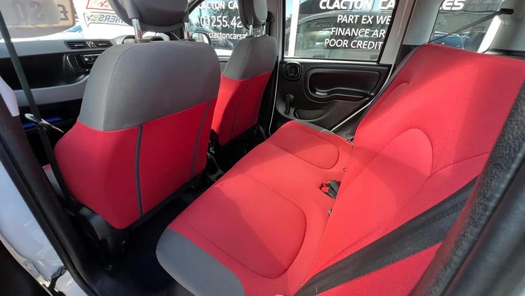 Car Image 18