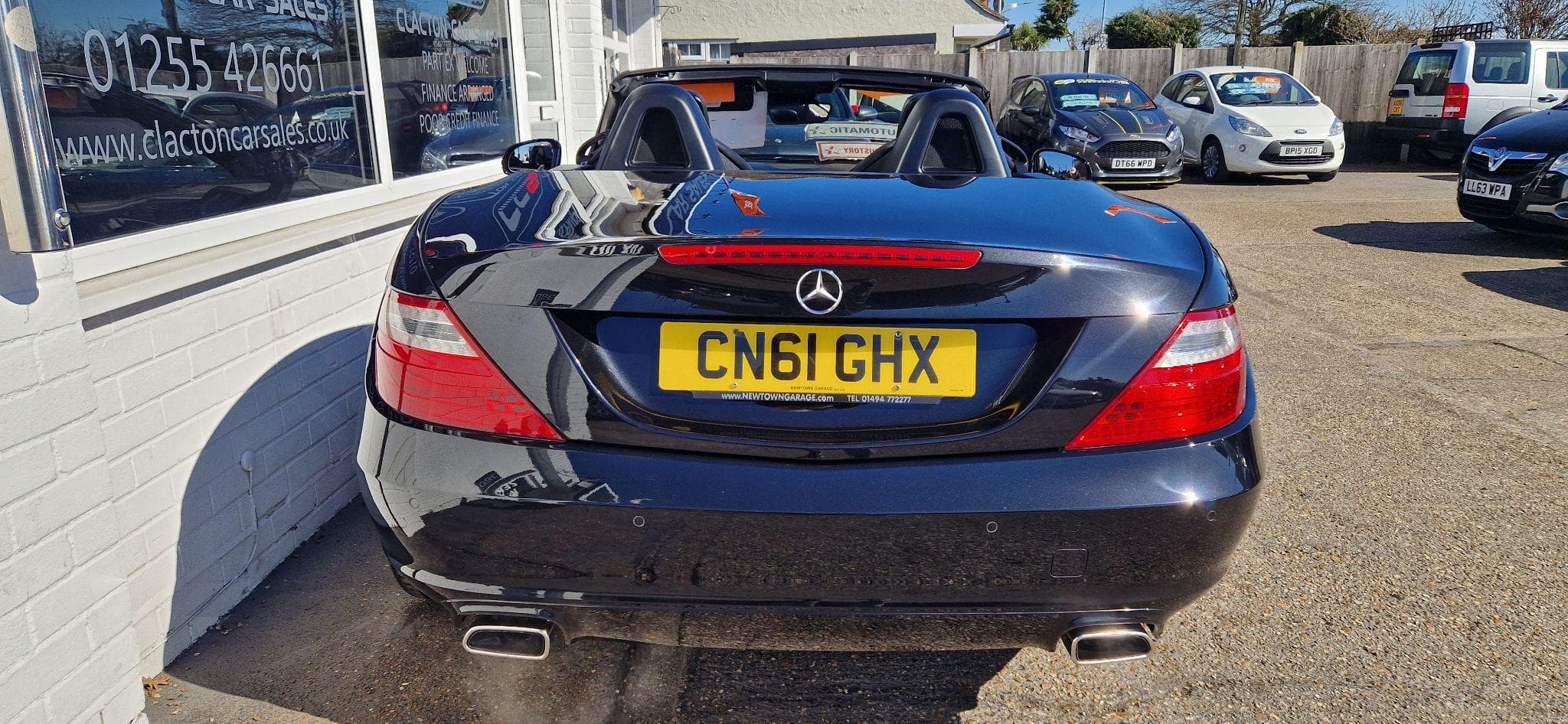 2011 Mercedes-Benz SLK - Image 6