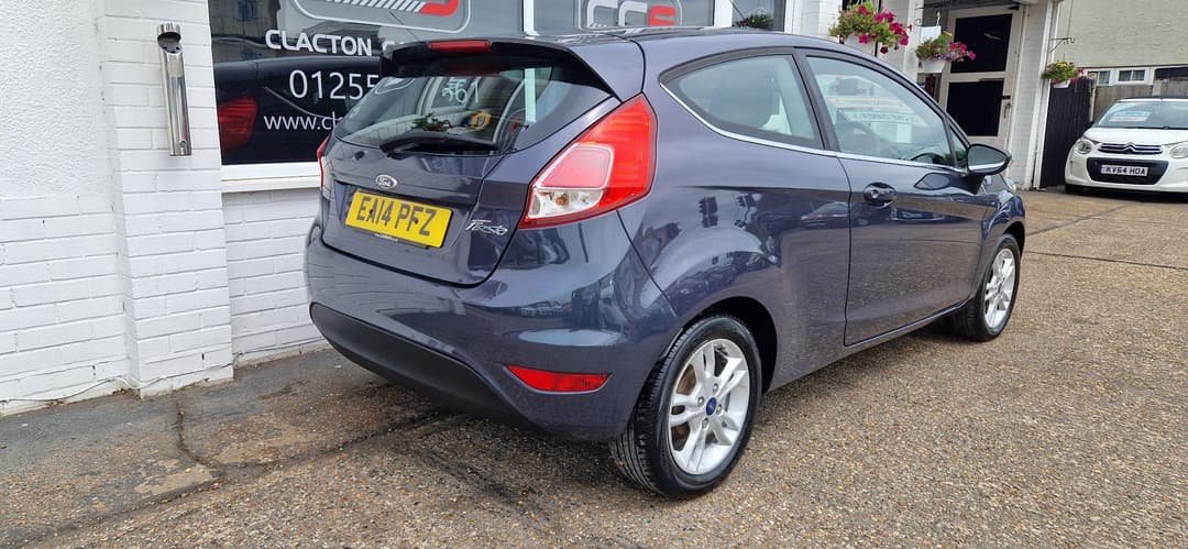 Car Image 7