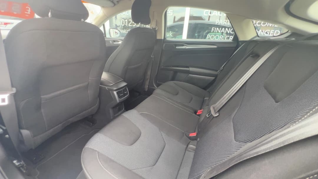 Car Image 18