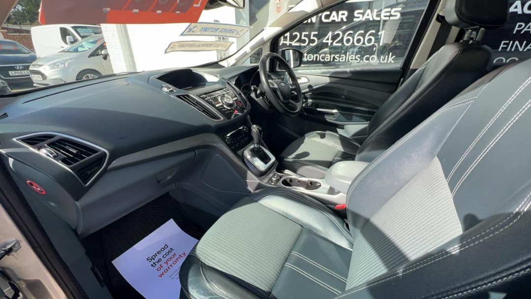 Car Image 17