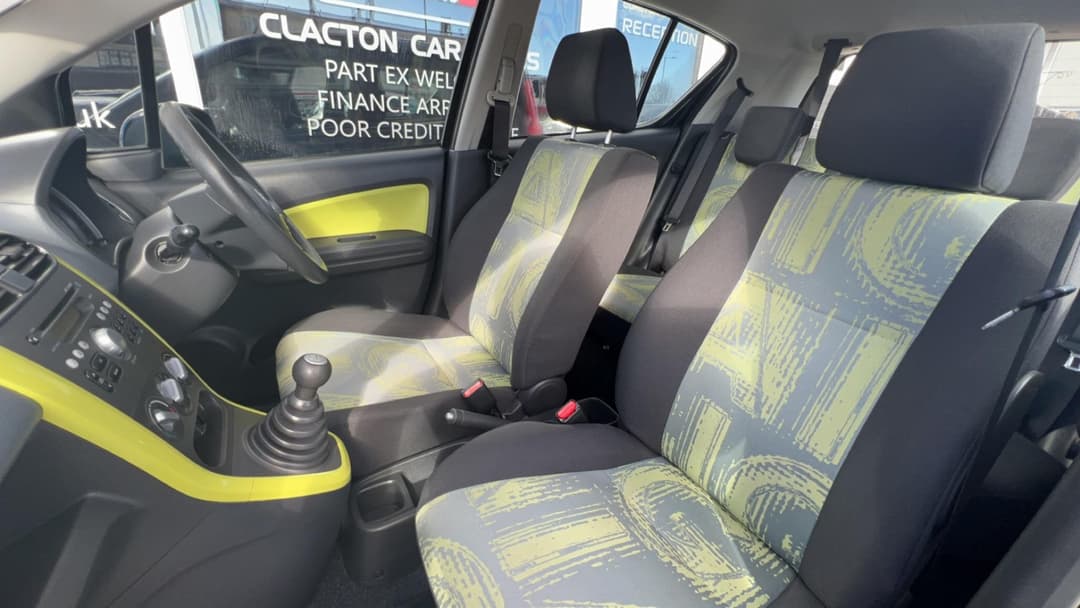 Car Image 15