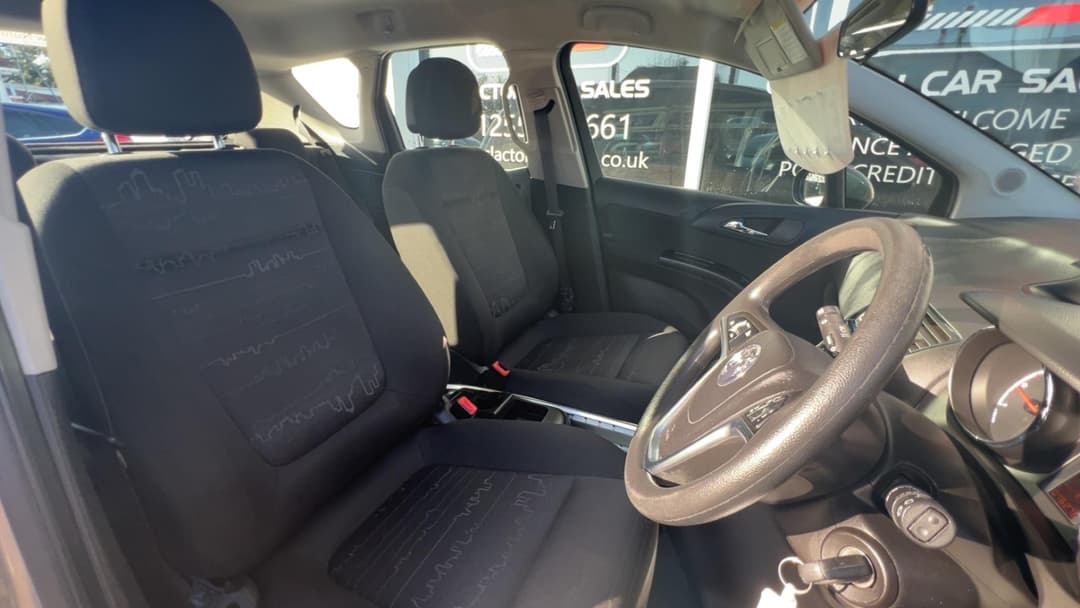 Car Image 10