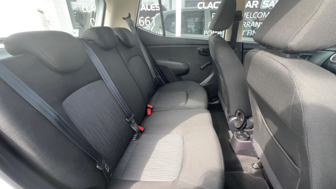 Car Image 12