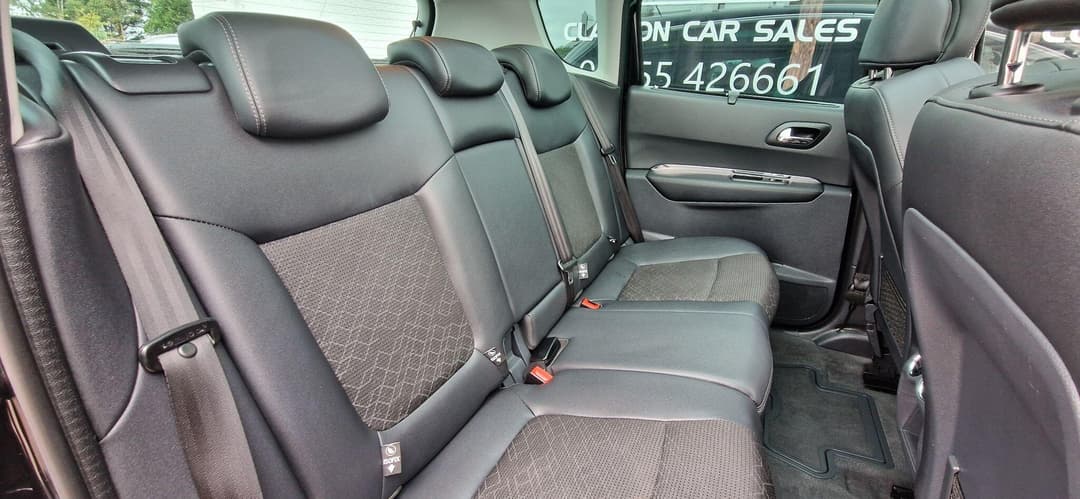 Car Image 12