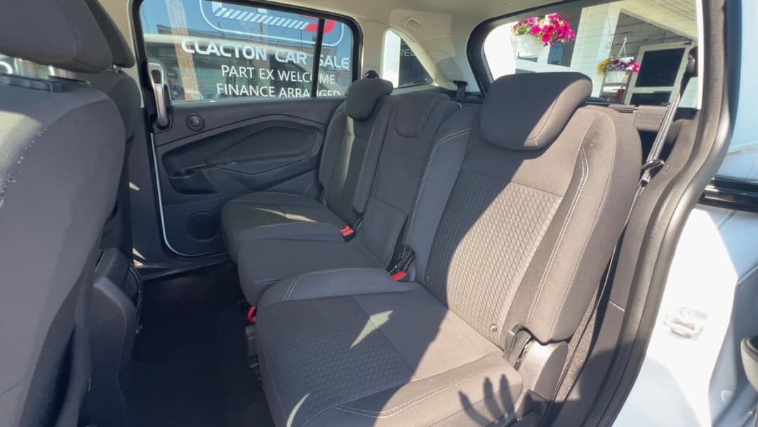 Car Image 18
