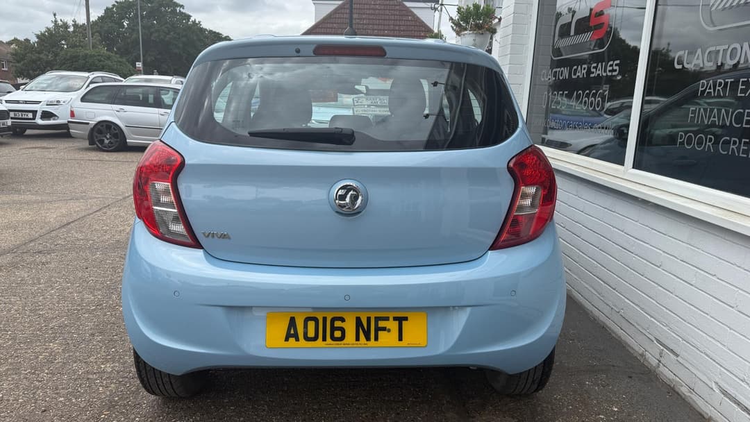 Car Image 6