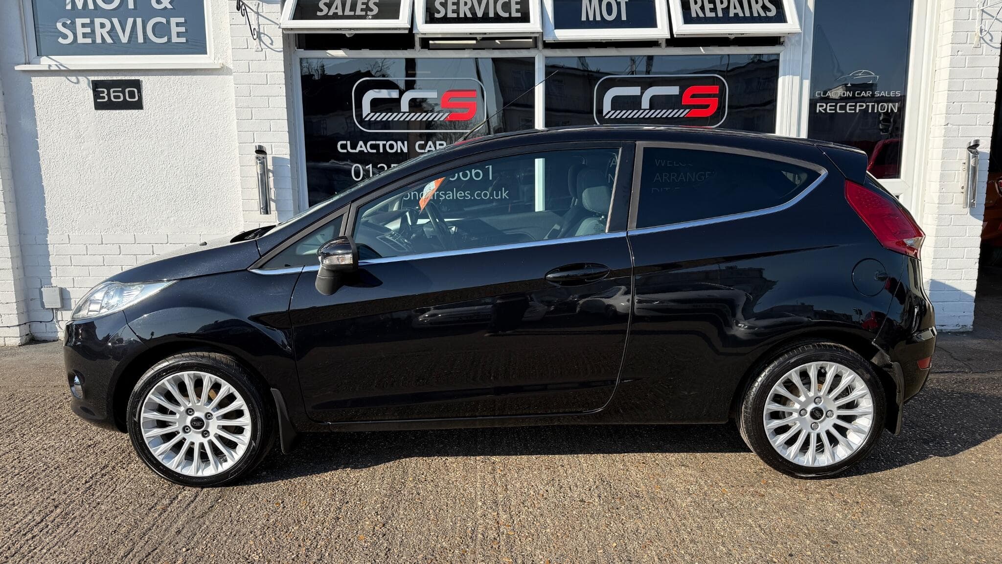 2012 Ford Fiesta - Image 4