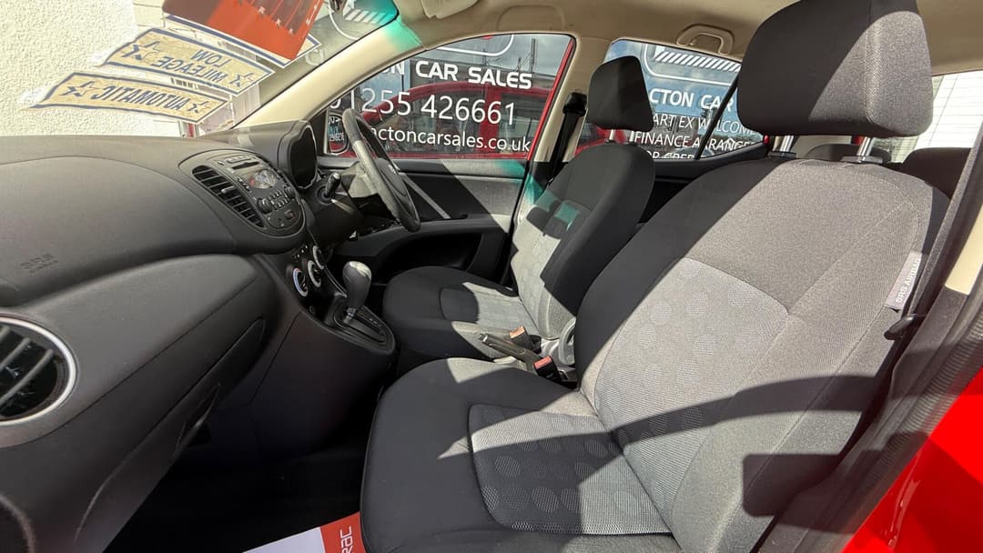 Car Image 15