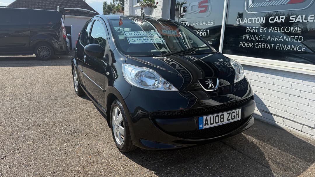 Car Image 8