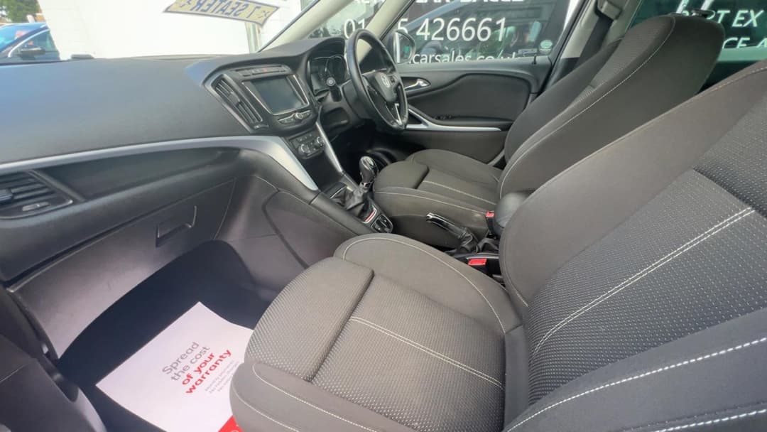 Car Image 17