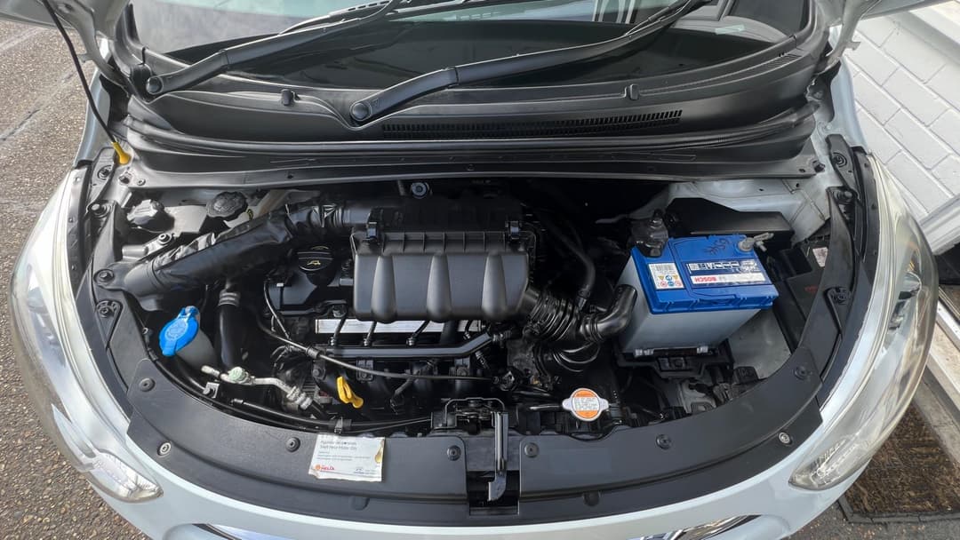 Car Image 13