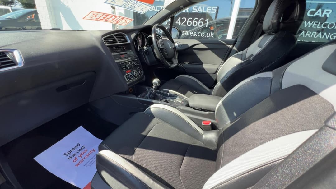 Car Image 16