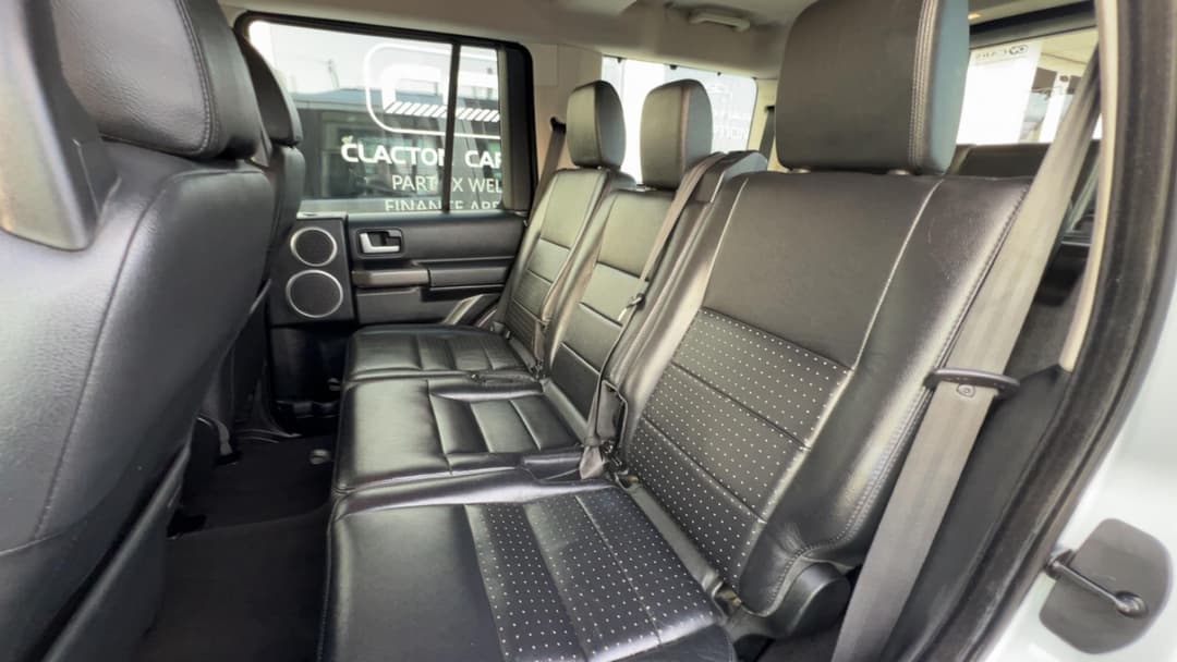 Car Image 18