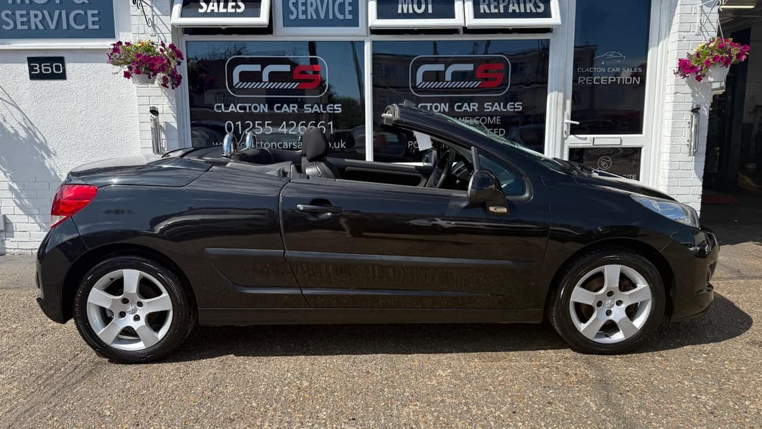Car Image 8
