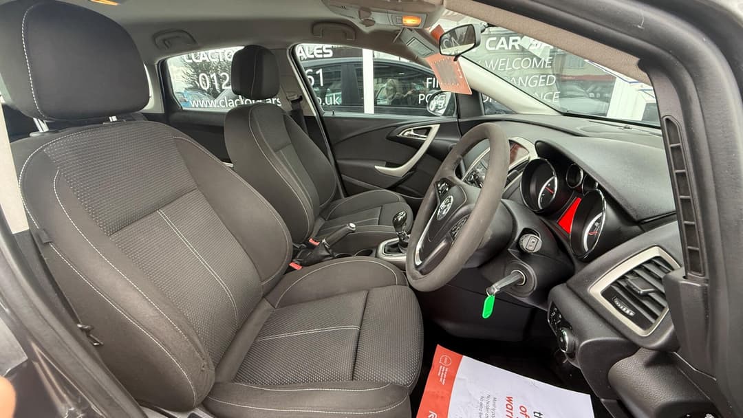 Car Image 10