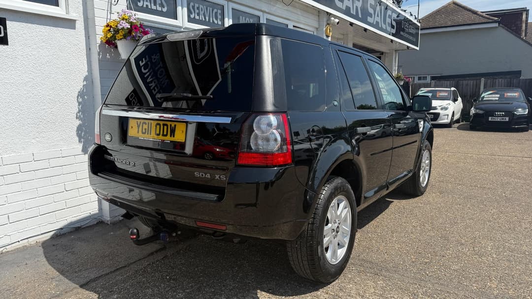 Car Image 7