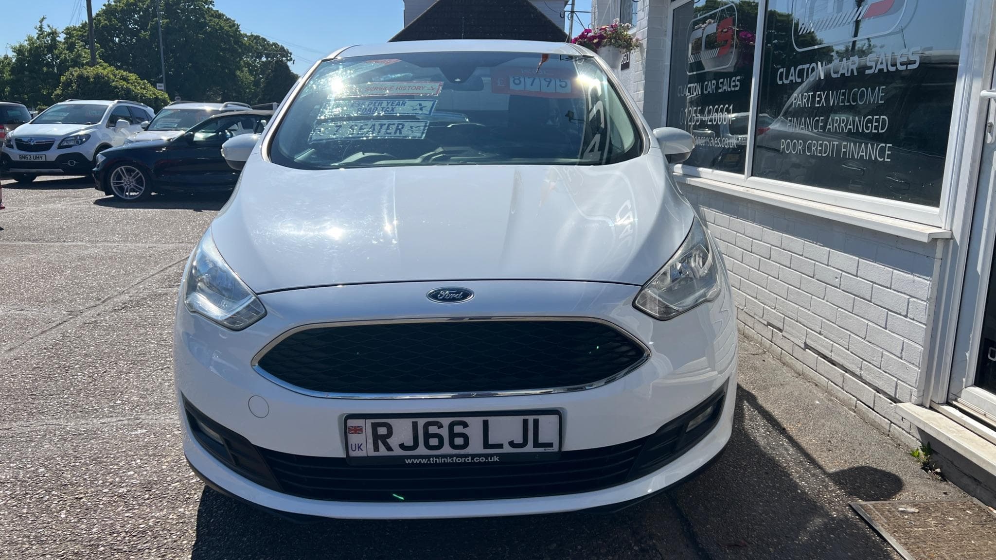 2016 Ford Grand C-Max - Image 2