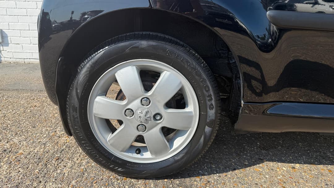 Car Image 21