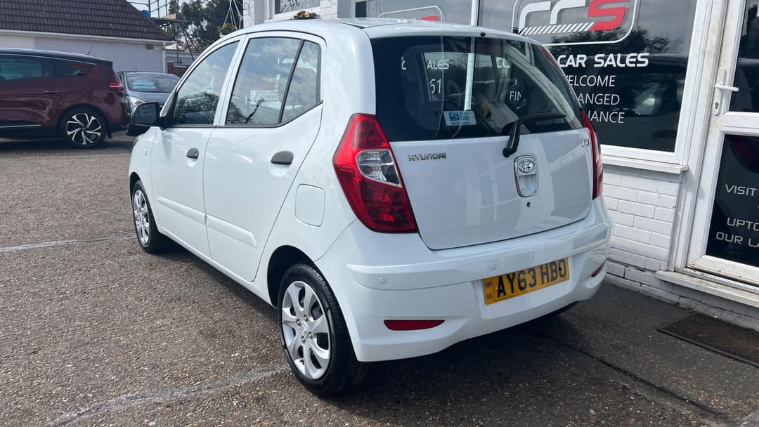 Car Image 5