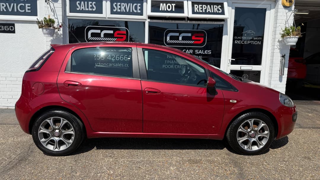 Car Image 8